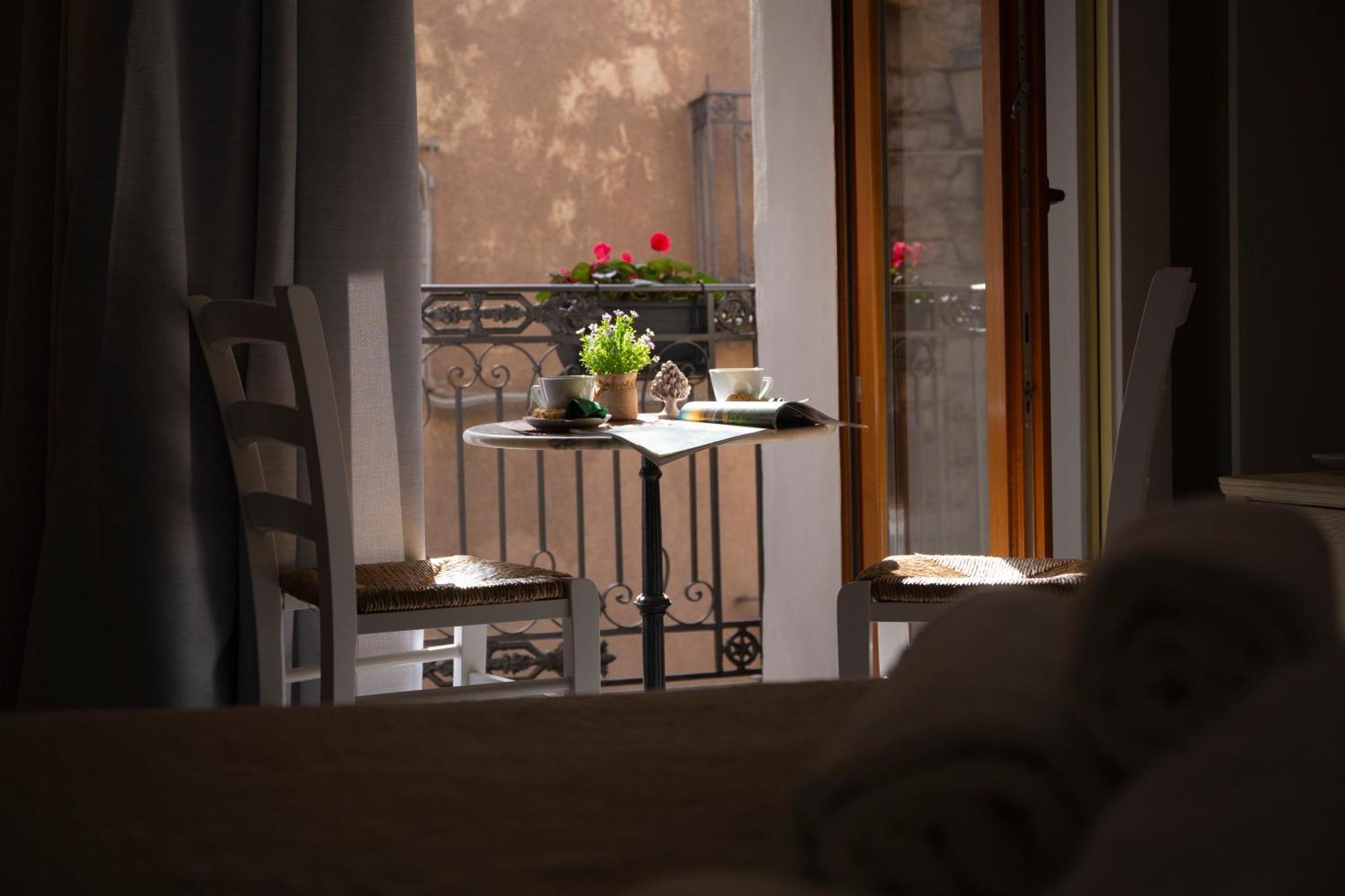 Porta Soprana Luxury Guest House & Spa Sclafani Ngoại thất bức ảnh