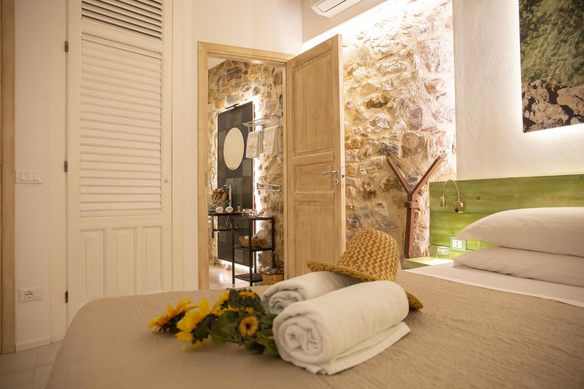 Porta Soprana Luxury Guest House & Spa Sclafani Ngoại thất bức ảnh